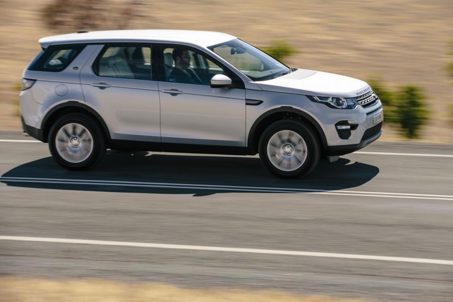  Land Rover Discovery Sport SE 2015 года  (AU) (фото 13 из 22)